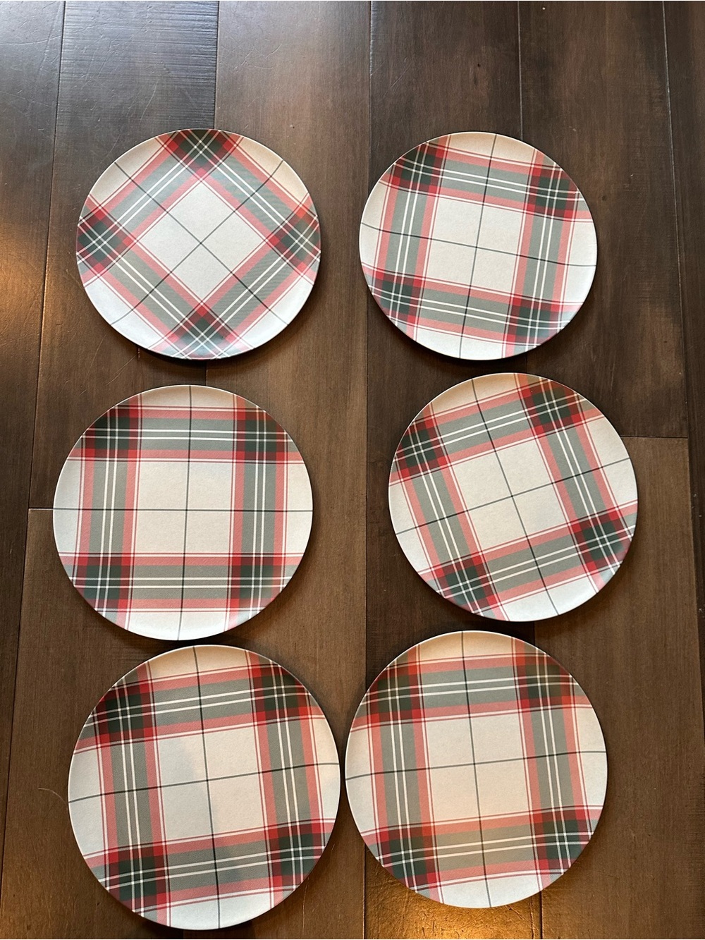 Hearth and Hand Magnolia Holuday Plaid Dinner Plates set of 6